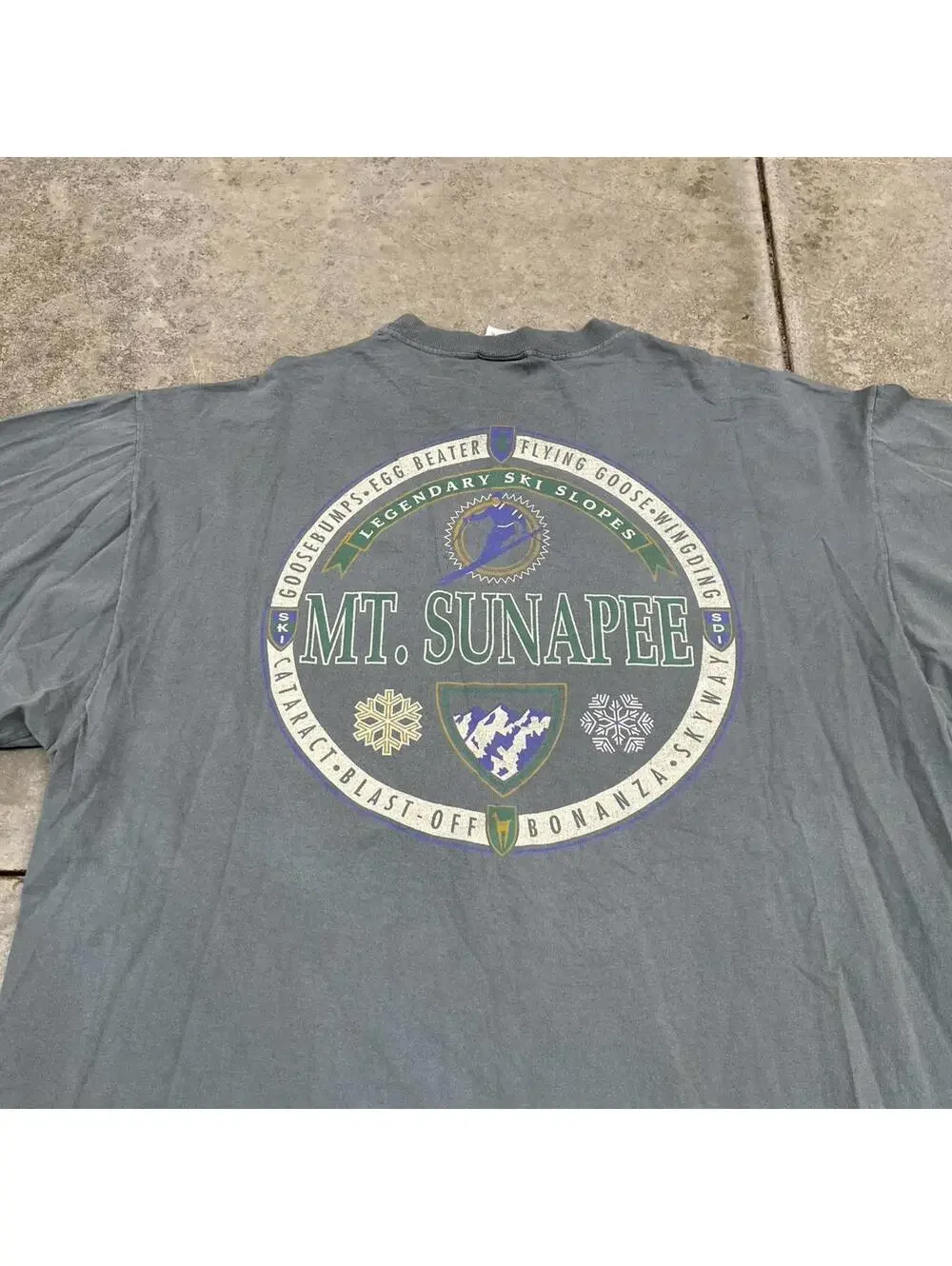 vintage mt sunapee skiing made in usa green destination shirt size xl